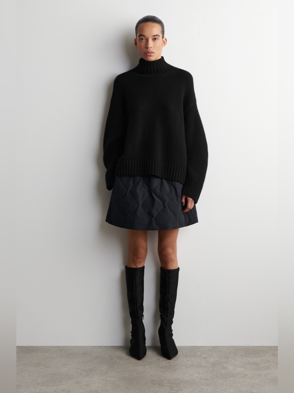 COS QUILTED DOWN MINI SKIRT